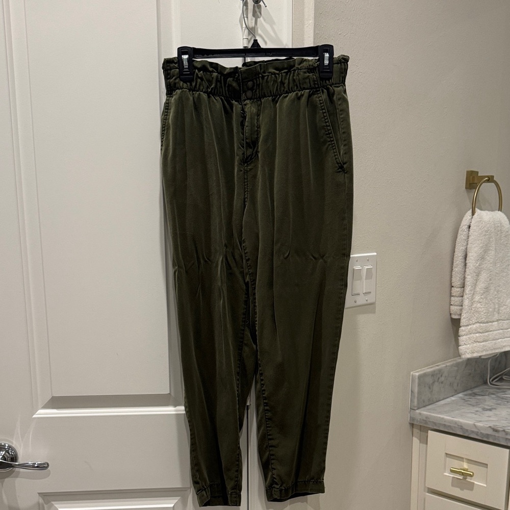 LOFT Olive Green Women's Trousers